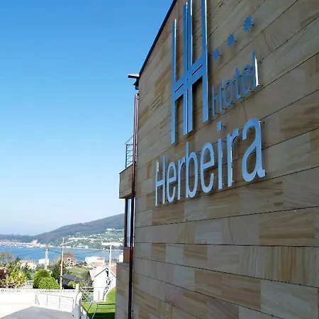 Herbeira ホテル セデイラ