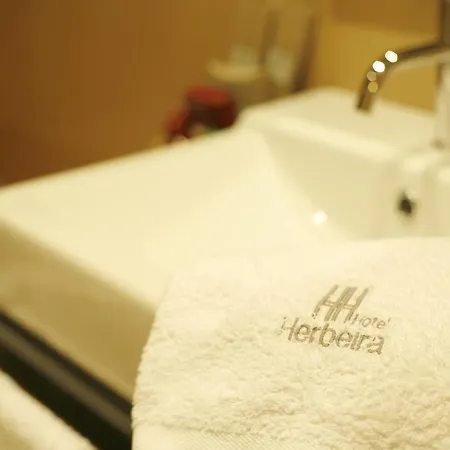 Herbeira 3*