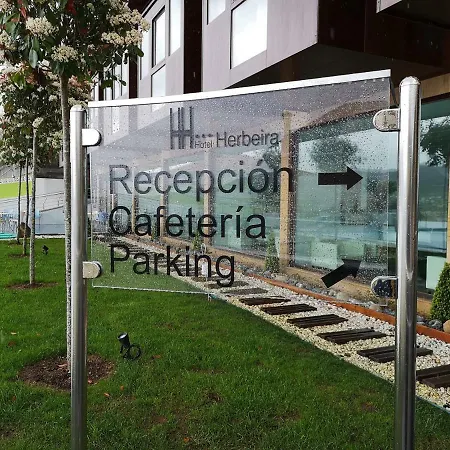 호텔 Herbeira 쎄다이라